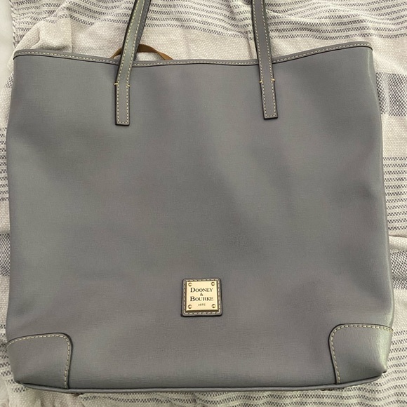 Dooney & Bourke Gray Tote, EUC, - Picture 2 of 3